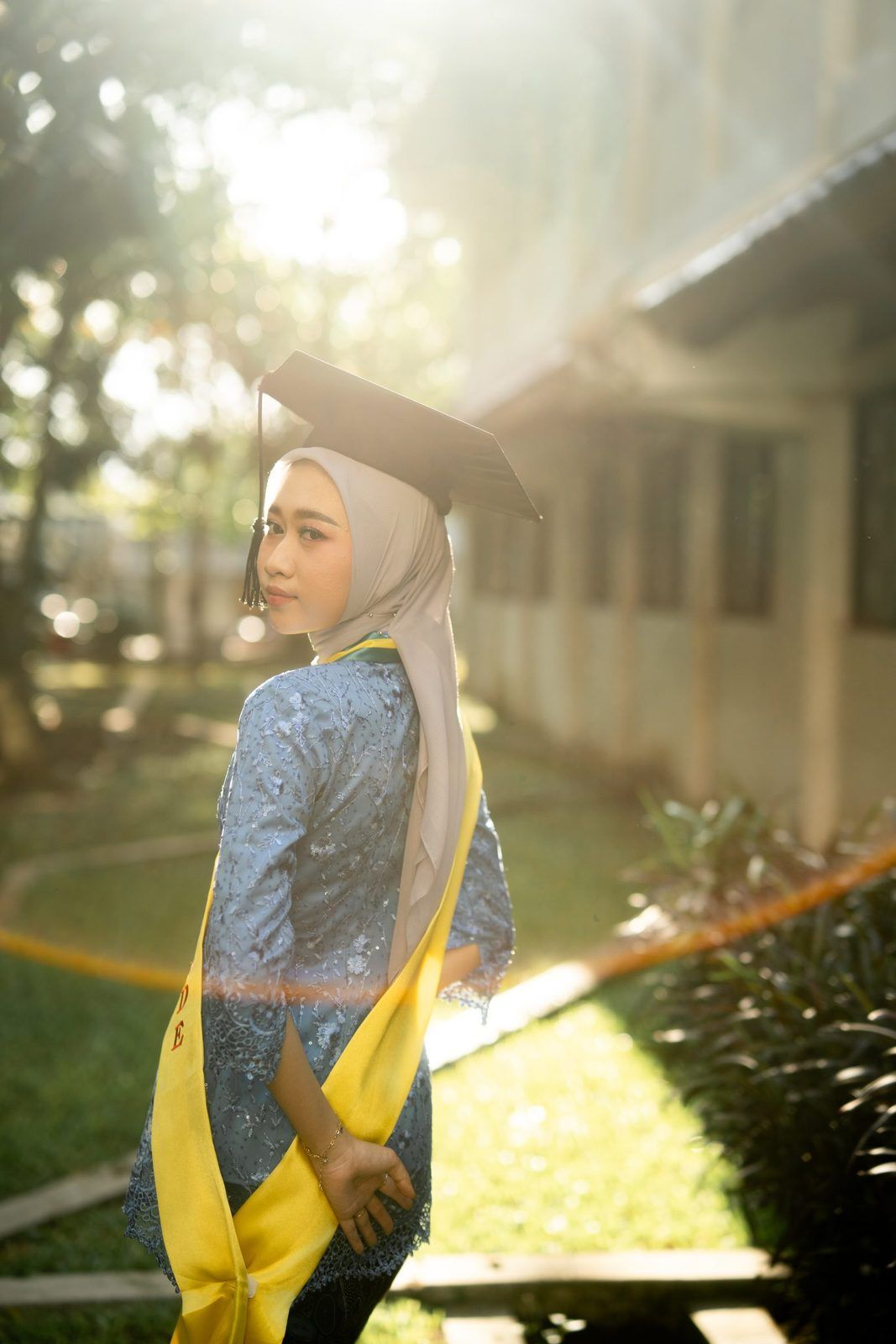 Graduation Standard photograph 13 in Java & Bali.